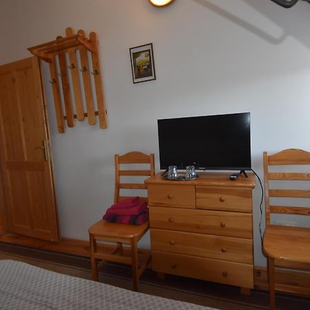 Kavarna Lucie S Ubytovanim Horní Těrlicko Extérieur photo