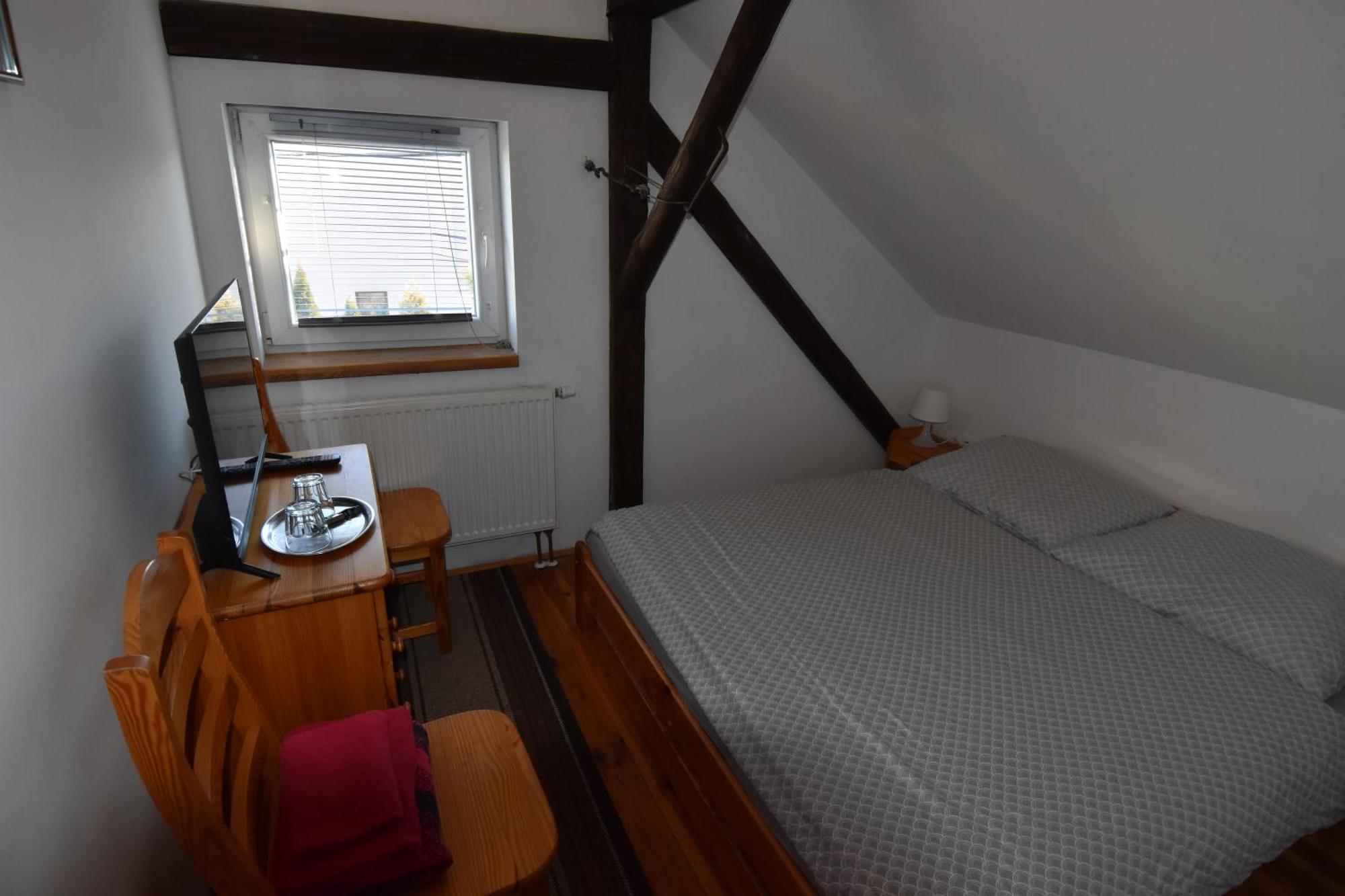 Kavarna Lucie S Ubytovanim Horní Těrlicko Extérieur photo