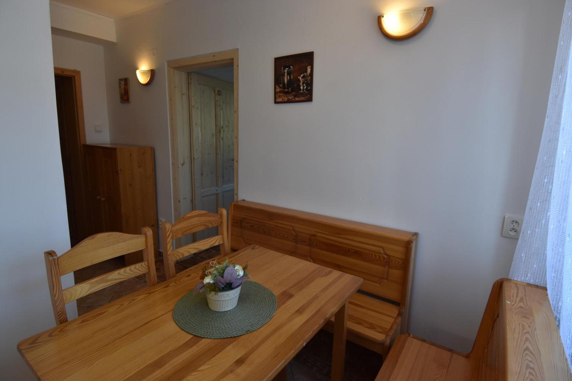 Kavarna Lucie S Ubytovanim Horní Těrlicko Extérieur photo