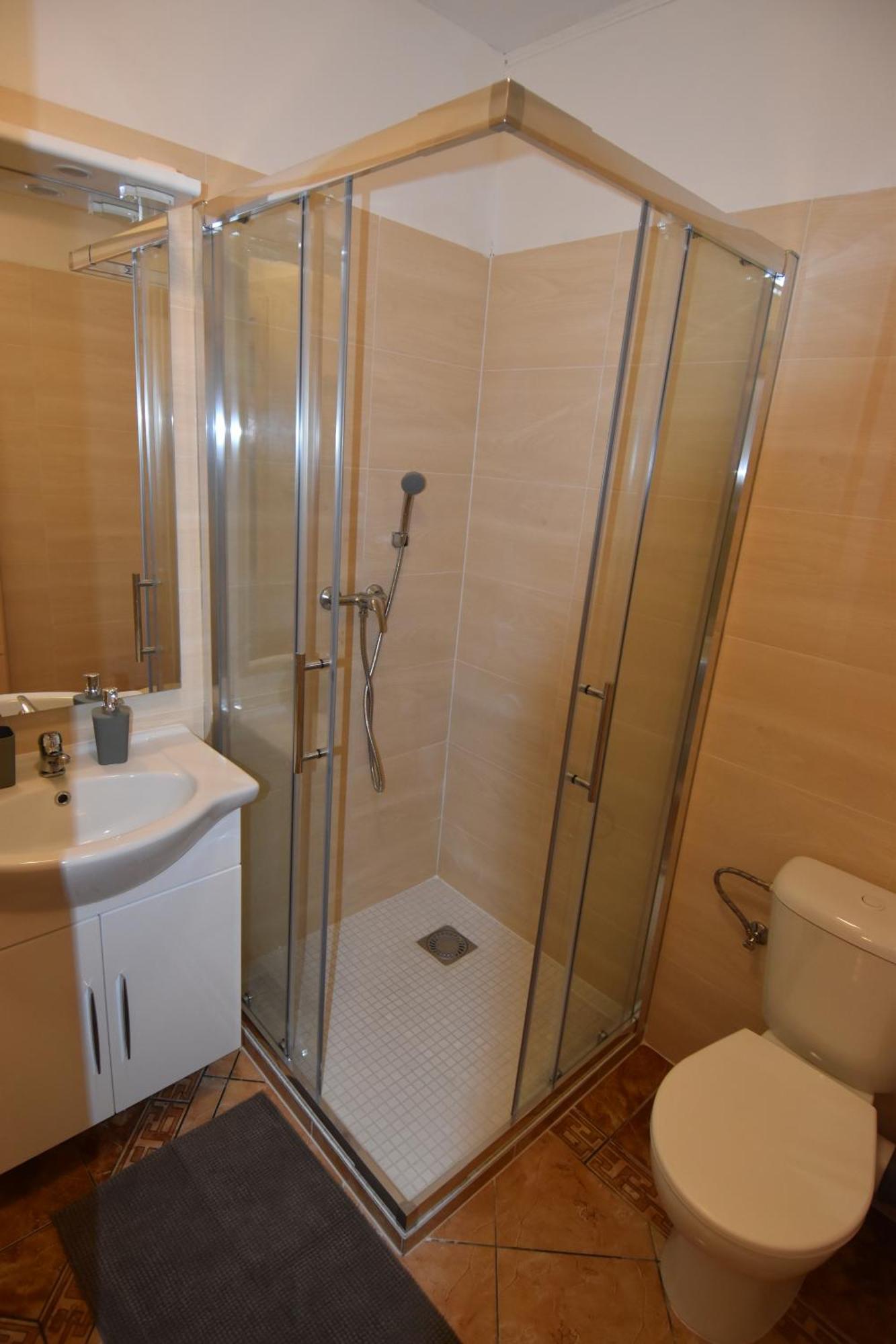 Kavarna Lucie S Ubytovanim Horní Těrlicko Extérieur photo